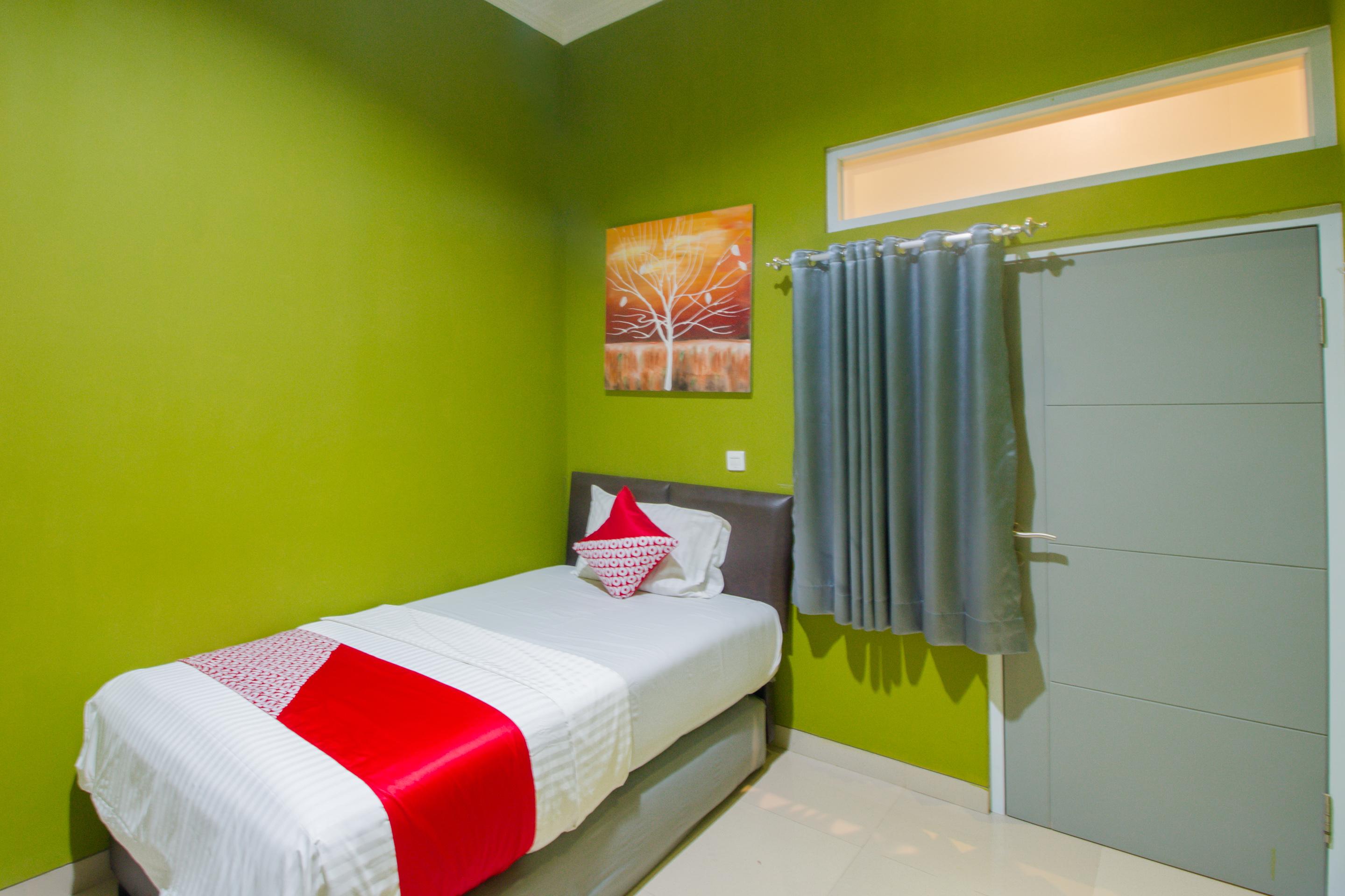 โอโย 871 ไอรา คอสเทล Hotel ชิอันจูร์ ภายนอก รูปภาพ
